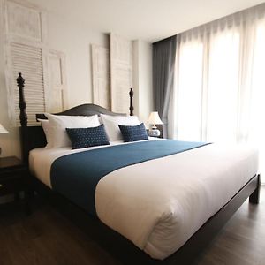 Deluxe Zimmer mit Kingsize-Bett